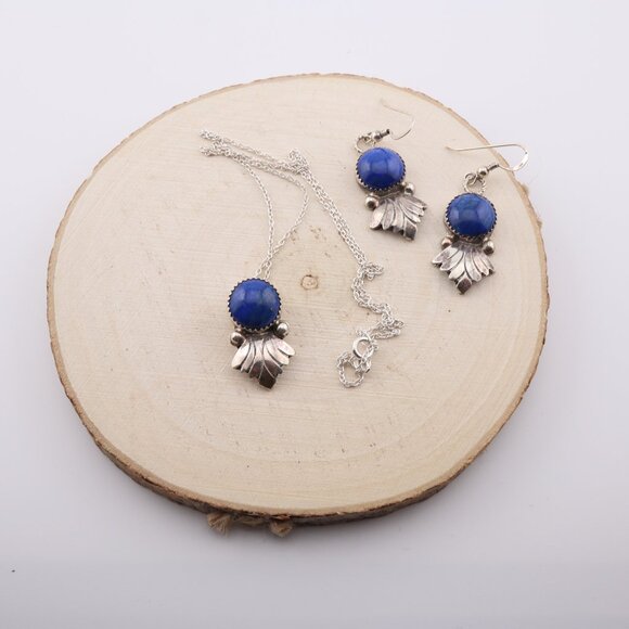 Handcrafted Zuni Lapis Lazuli Necklace and Earrings Set Sterling Silver Jewelry - Picture 6 of 12